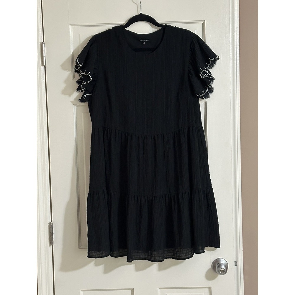 Who What Wear Shift Dress, Black with white trim sleeves size XL